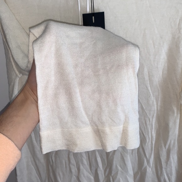 Line the label thin sweater - Picture 4 of 6